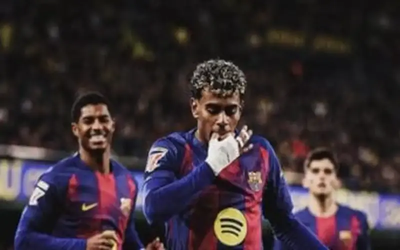 لامين يامال يخطف جائزة أفضل لاعب في الدوري الإسباني
